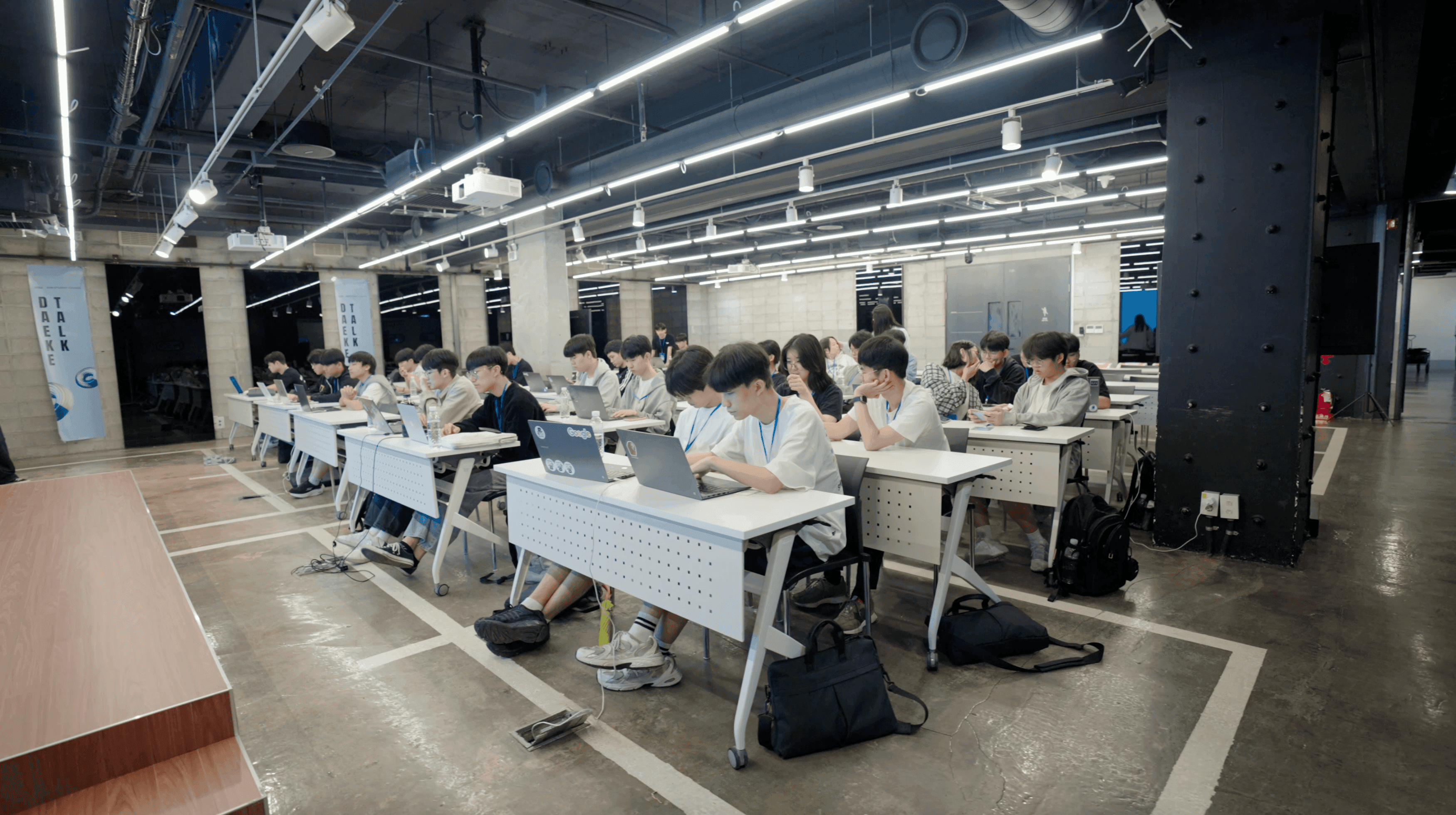 대크톡 행사 스케치 영상 제작