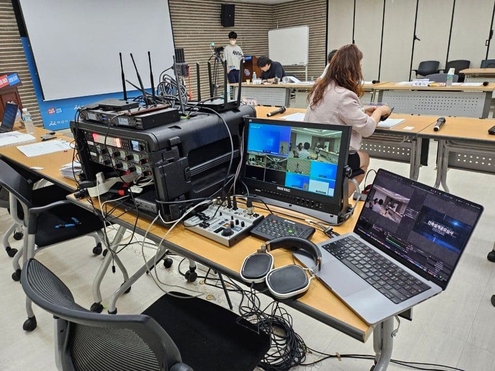 아산시 공공시설과 건축설계공모심사 라이브 중계 현장